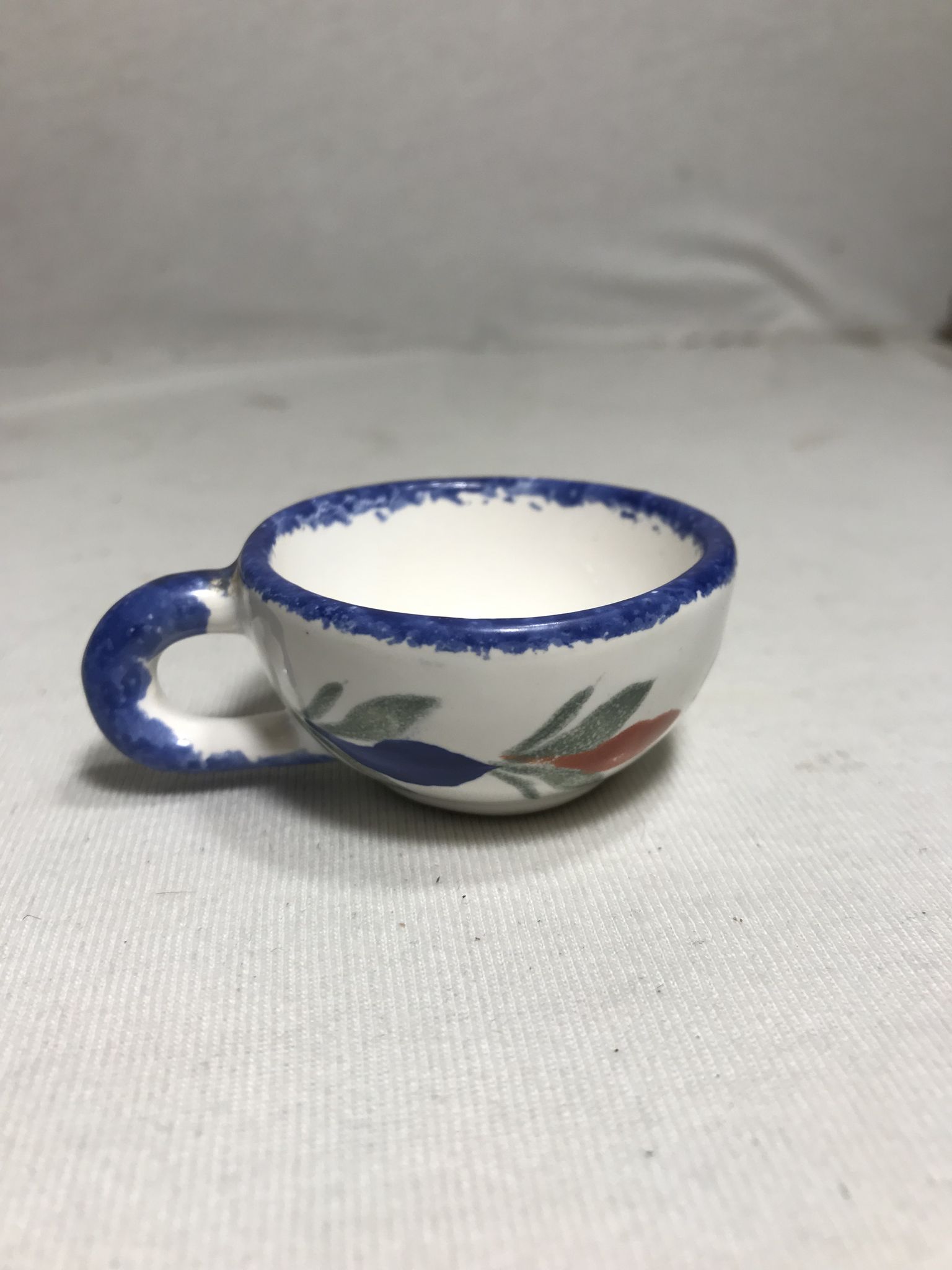 Série 4 tasses Quimper HB céramique + dessins peints vintage