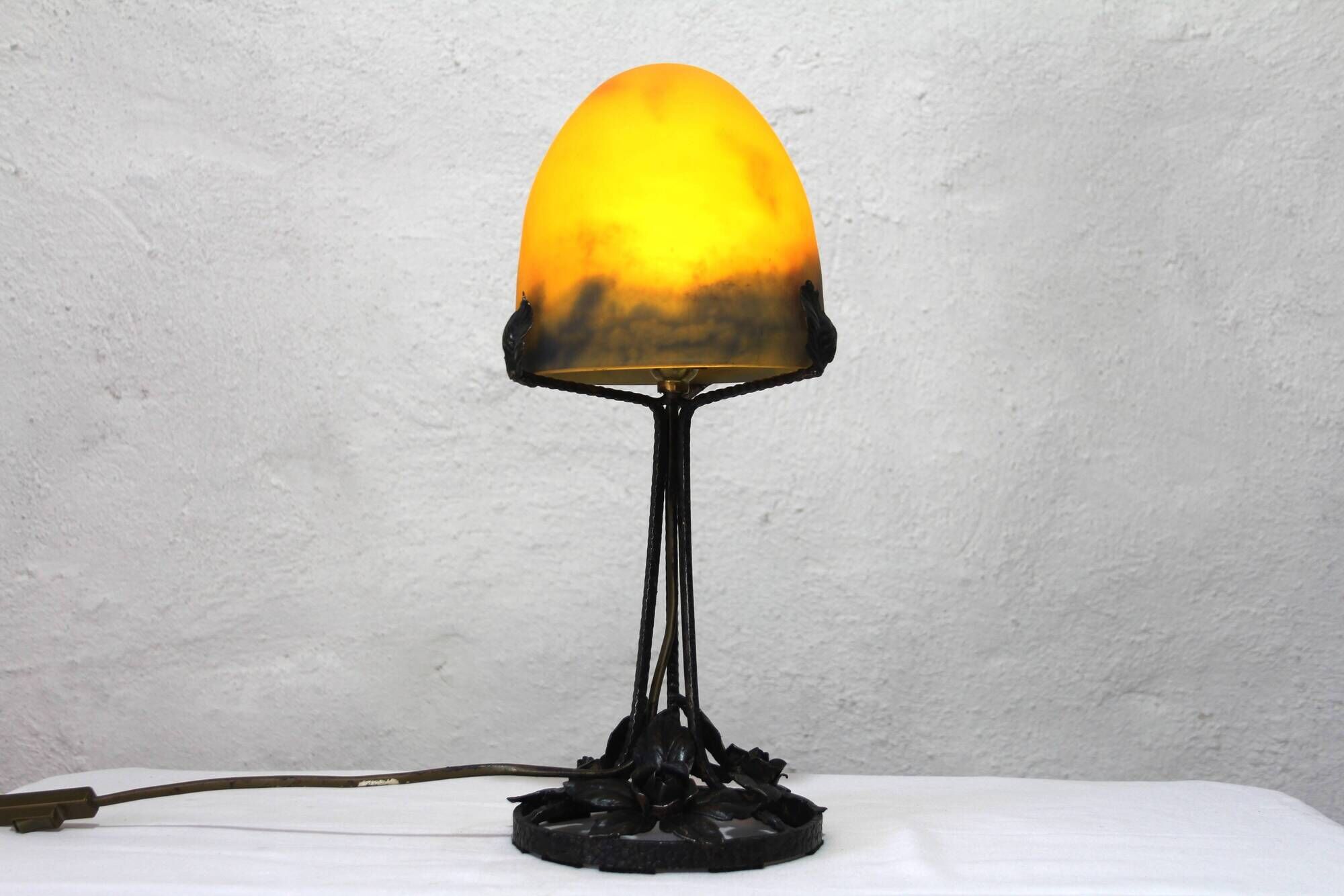 Art Deco glass paste lamp G. Milesi
