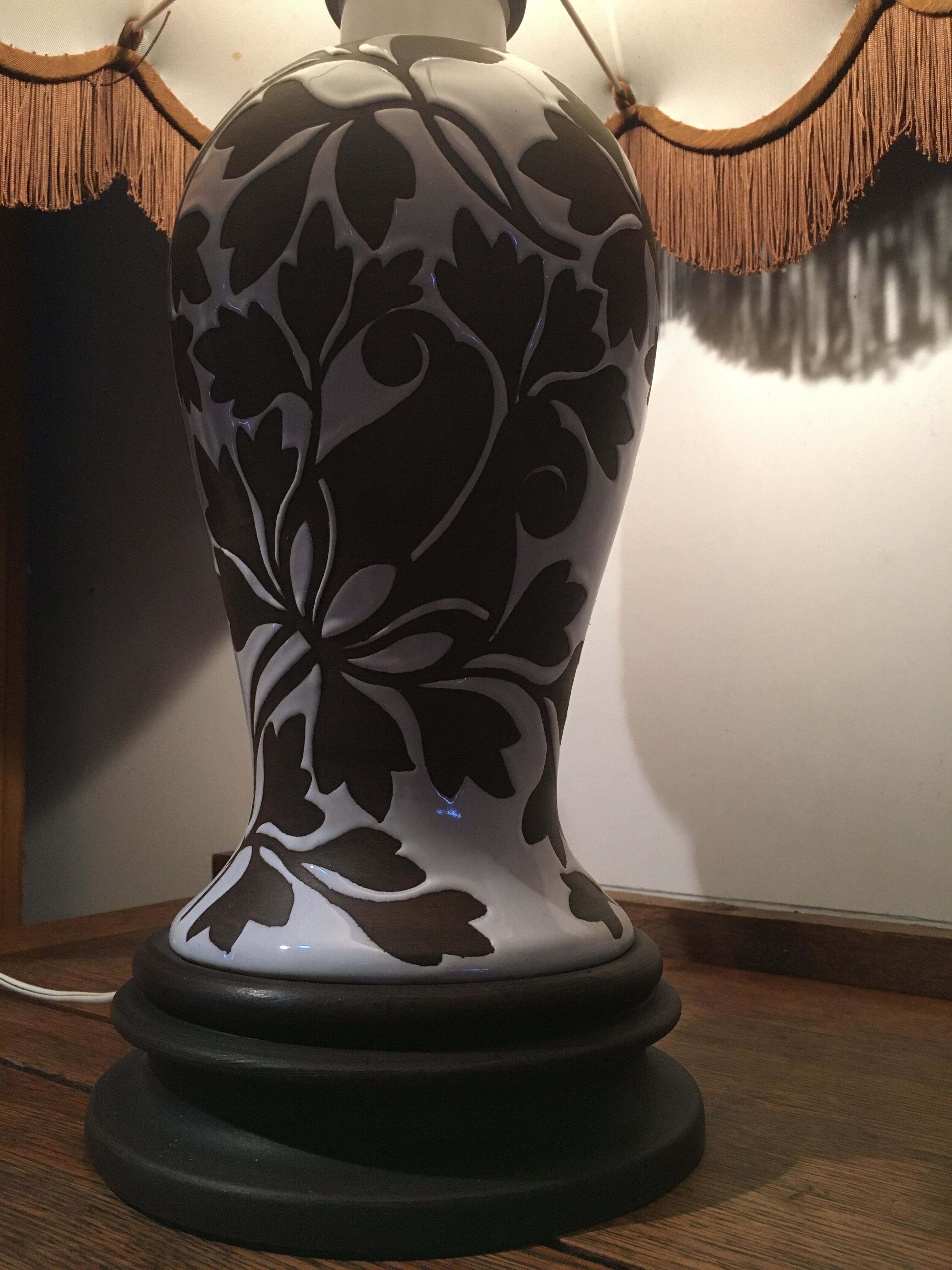 Ceramic lamp and wooden base from the 70s