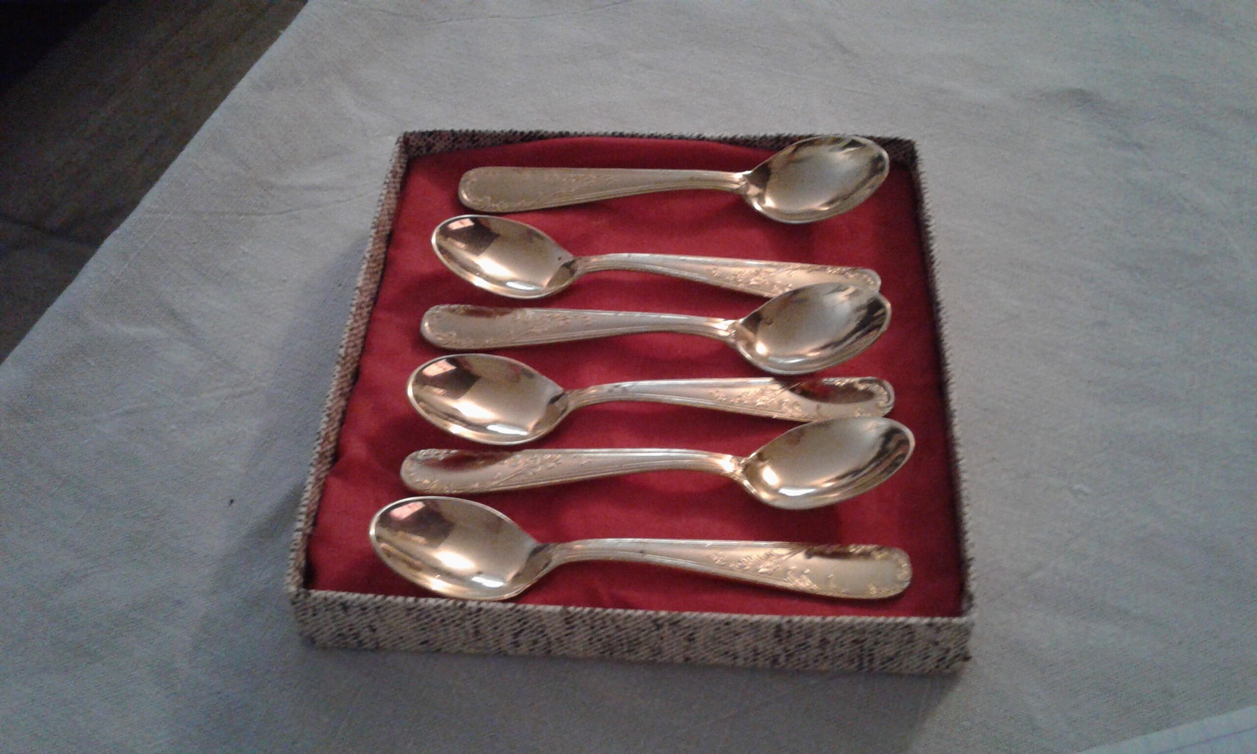 Box 6 small spoons, golden gold fin, style Louis XV