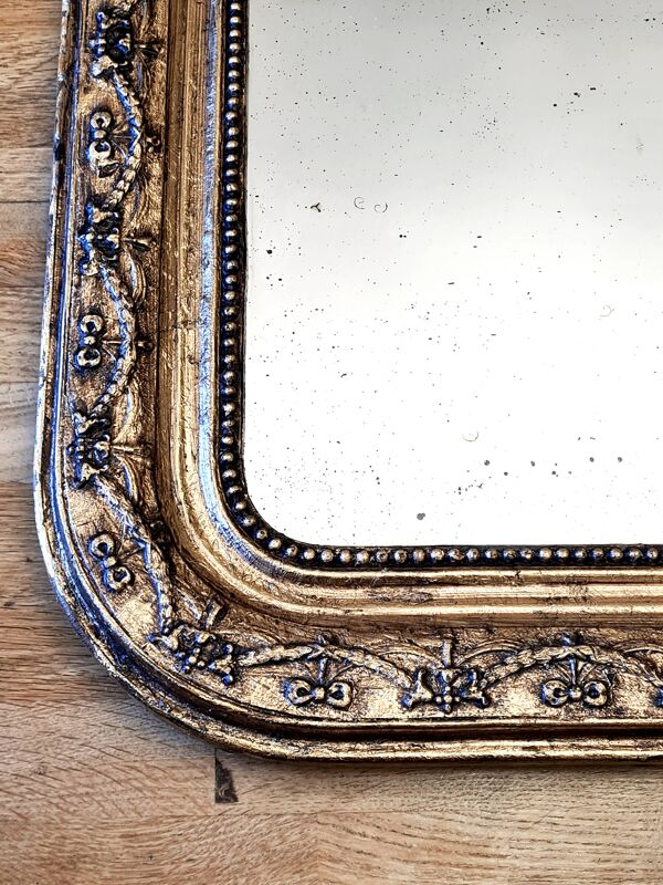 Miroir Louis-Philippe ancien doré – “Adélaïde”