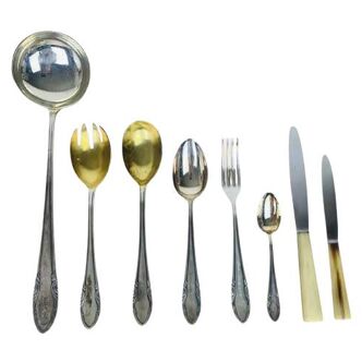 Deetjen silver metal cutlery set 39 pieces and 24 stainless steel knives