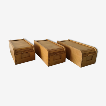 Wooden curtain boxes