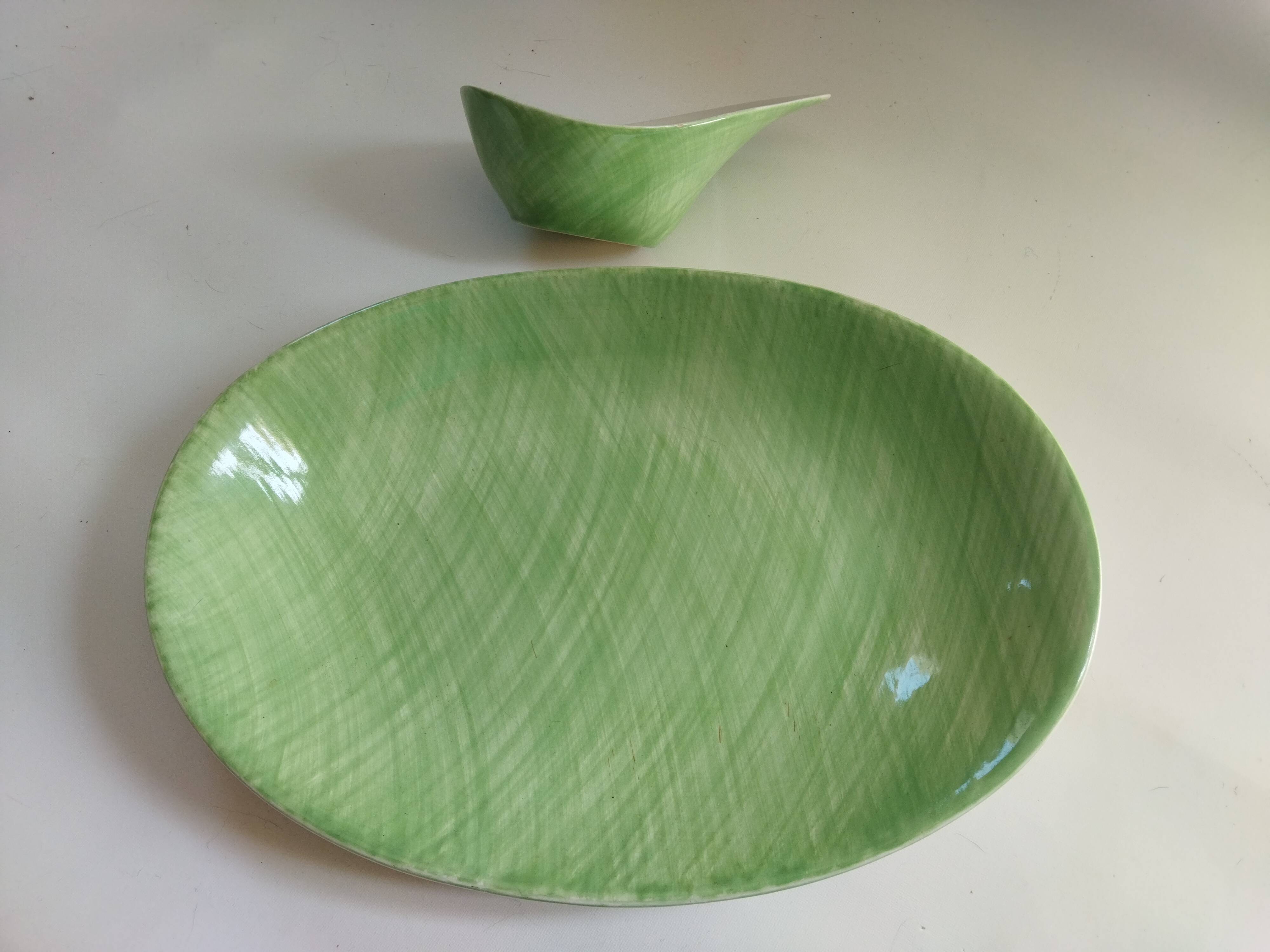 Dish and sauceboat Mistral Salins France