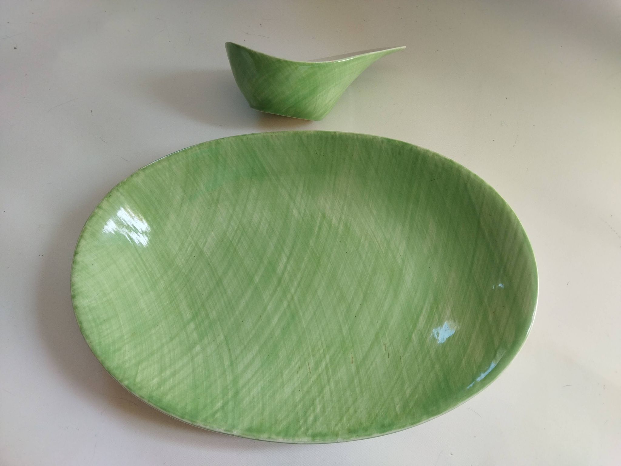 Dish and sauce boat Mistral Salins France