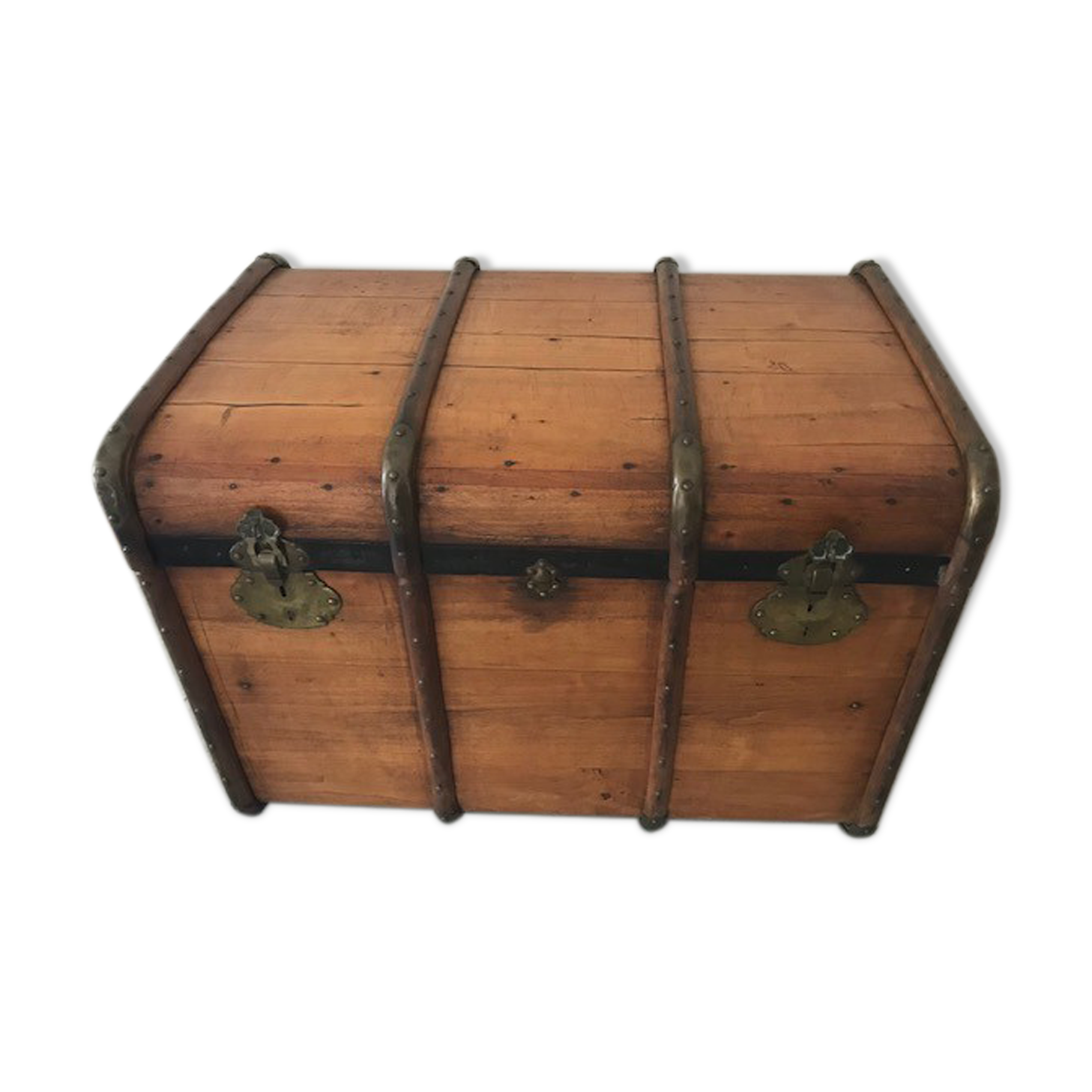 Wooden trunk