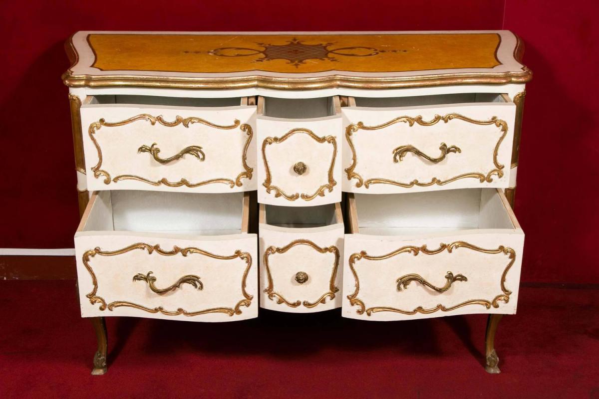 1950s Italian commodity in painted and gilded wood