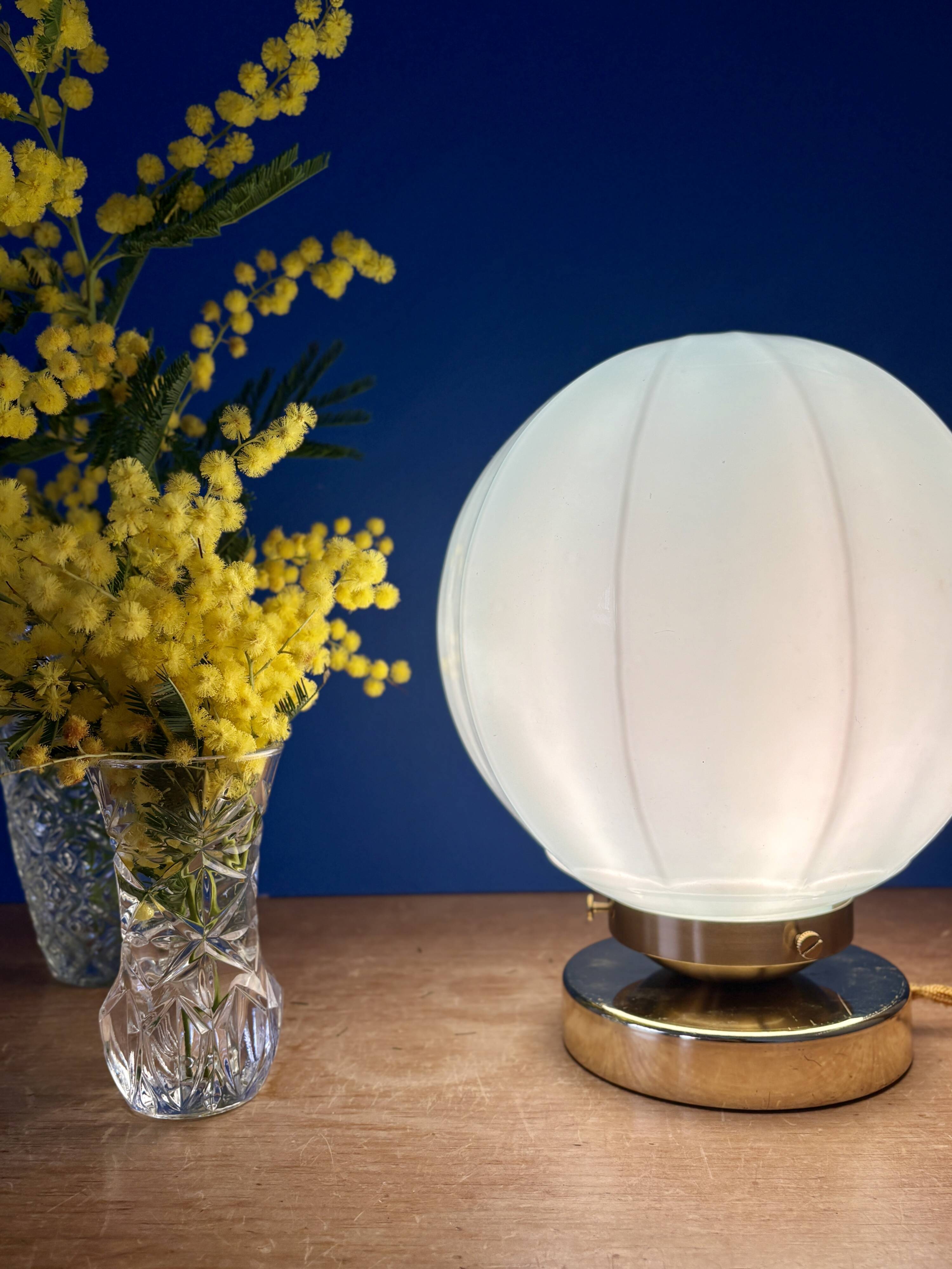 Vintage Art Deco blue opaline globe table lamp