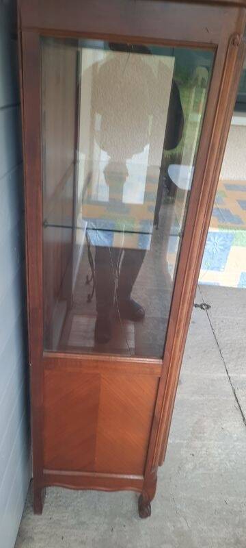 Vitrine style regence