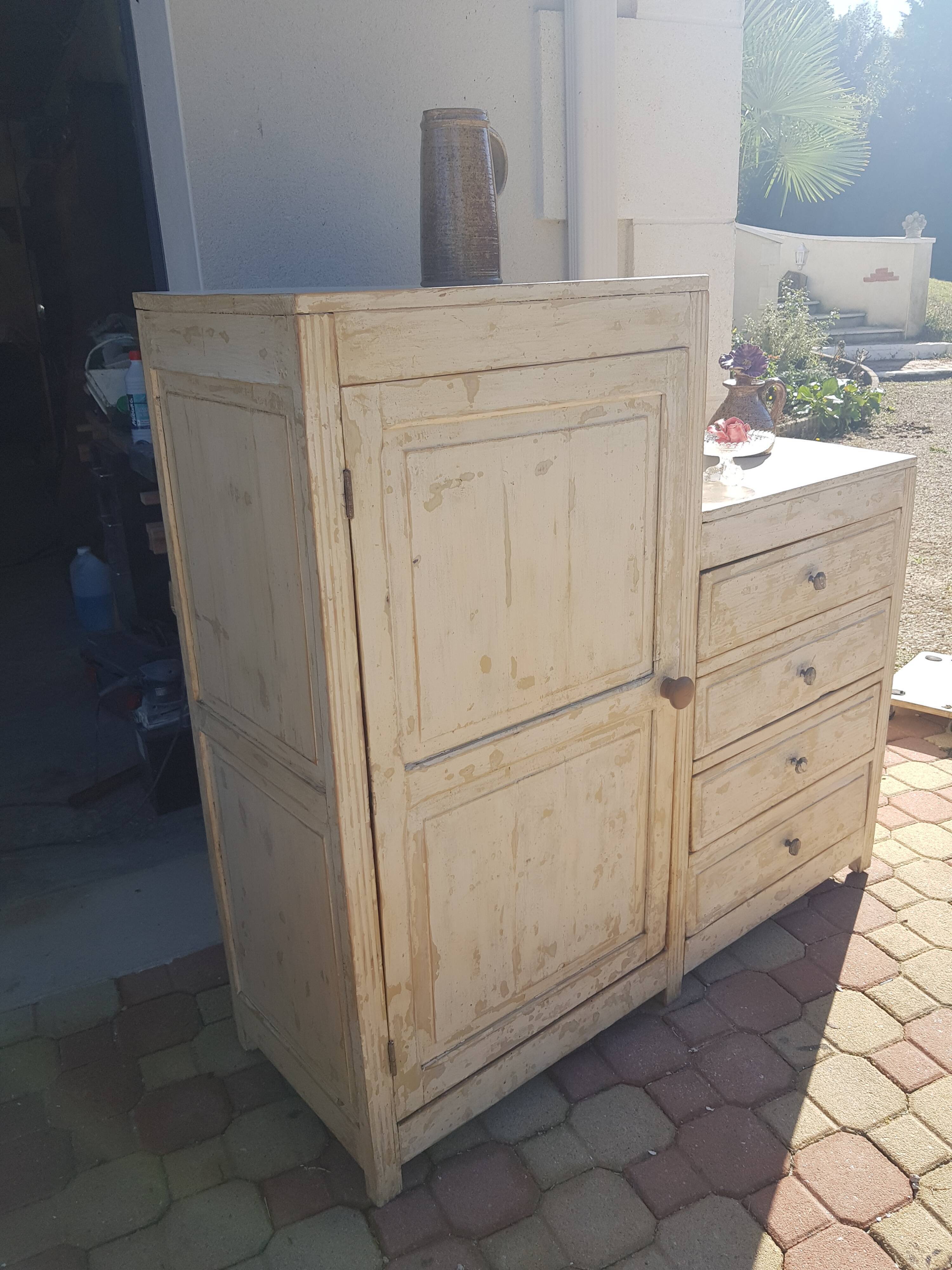 Asymmetrical vintage buffet