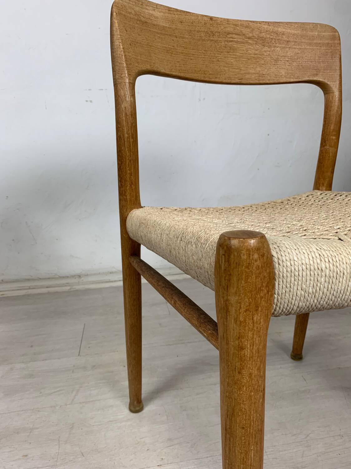 Teak chairs model 75 Niels Moller