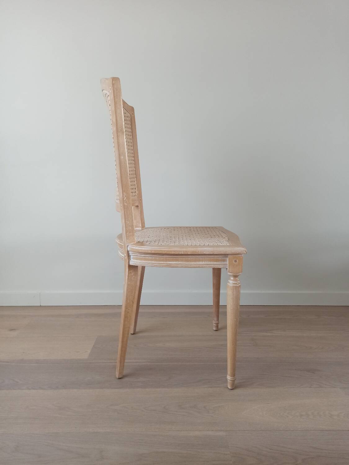 Cane chair