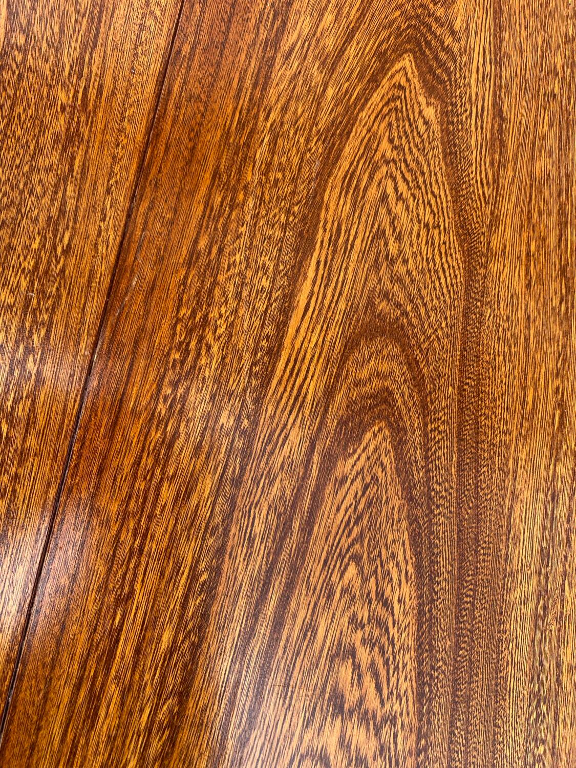 Baumann table for 10 guests