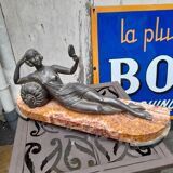 Regul statuette