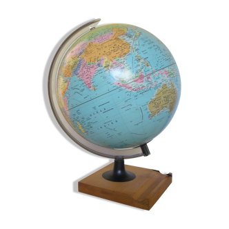 Illuminated globe world map