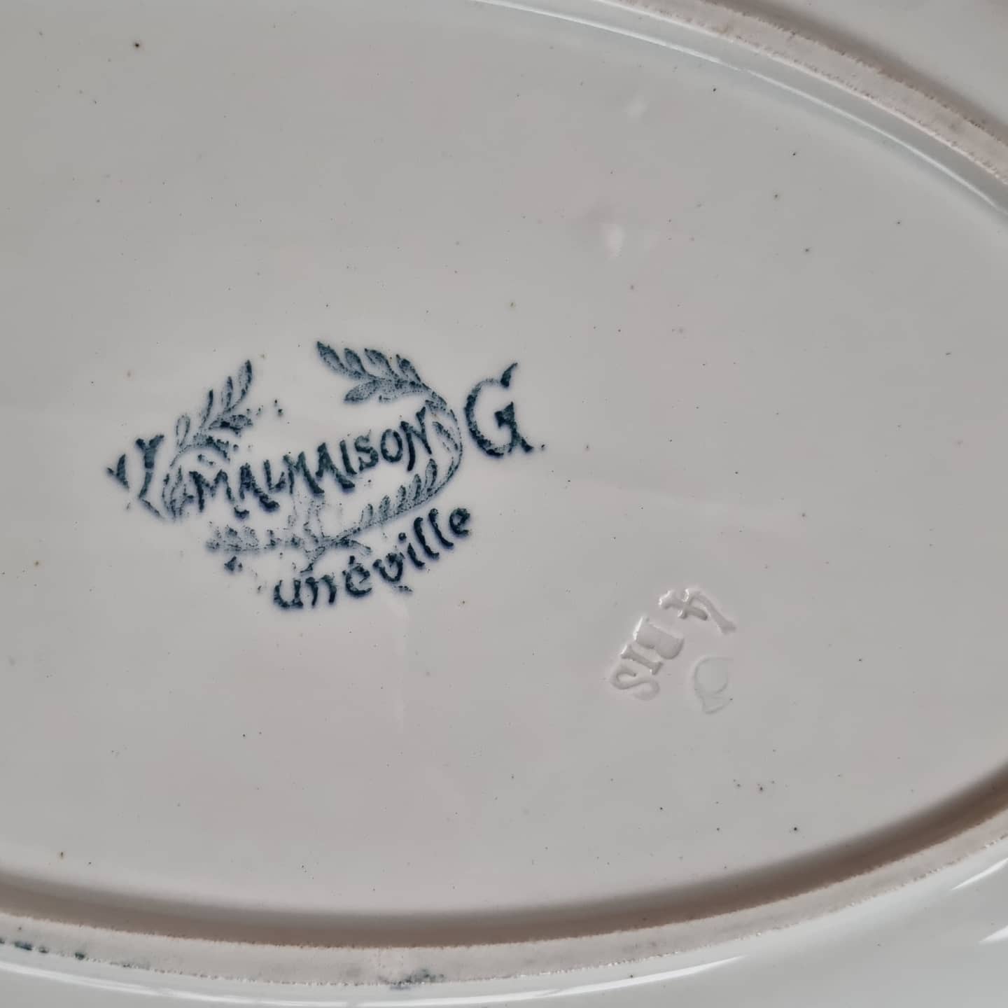 Oval serving dish Malmaison de lunéville