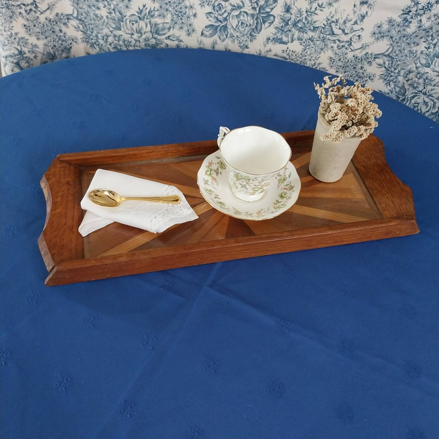 Antique rectangular tray in art deco marquetry wood