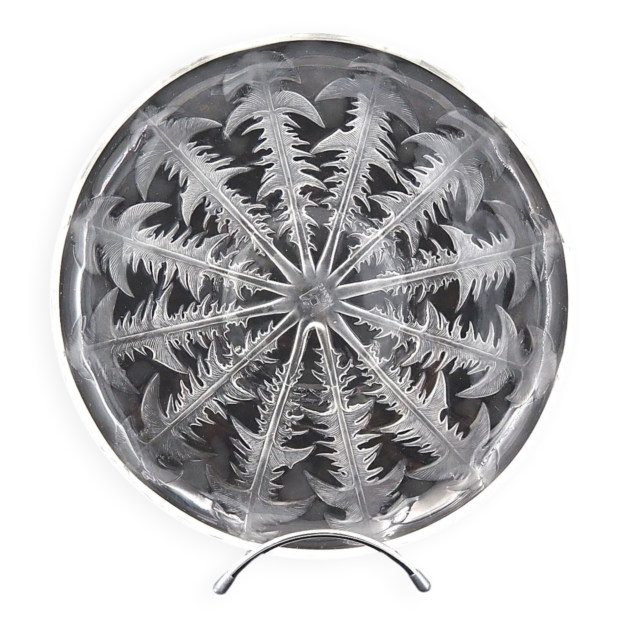 Dandelion cup signed Lalique VDA, glassware from Alsace