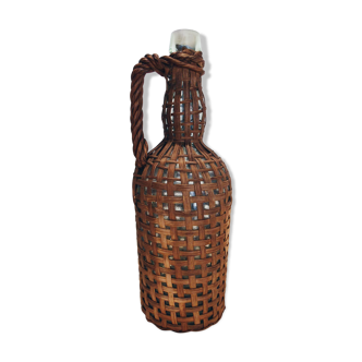 Carafe rattan vintage bottle