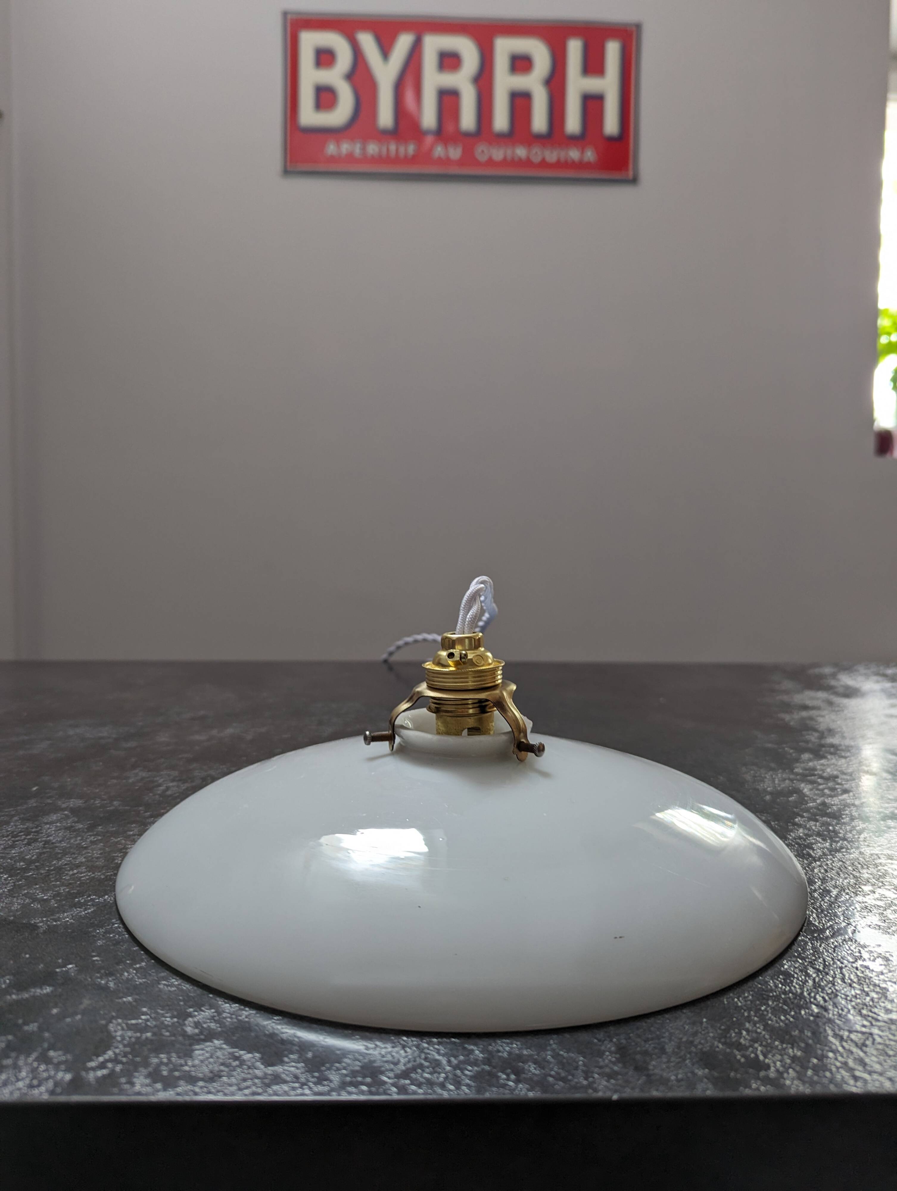 Old hanging lampshade lamp in white opaline Art Deco 1930
