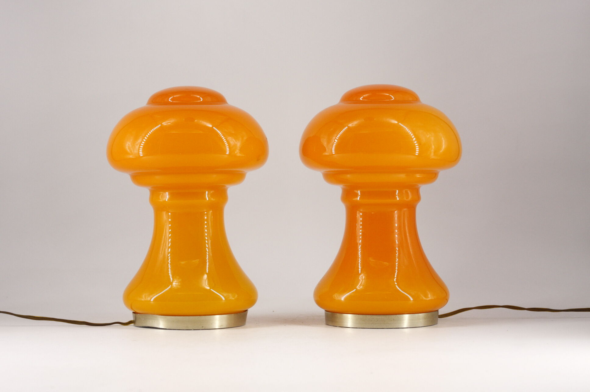 2 table lamp mushroom glass orange France 60s.
