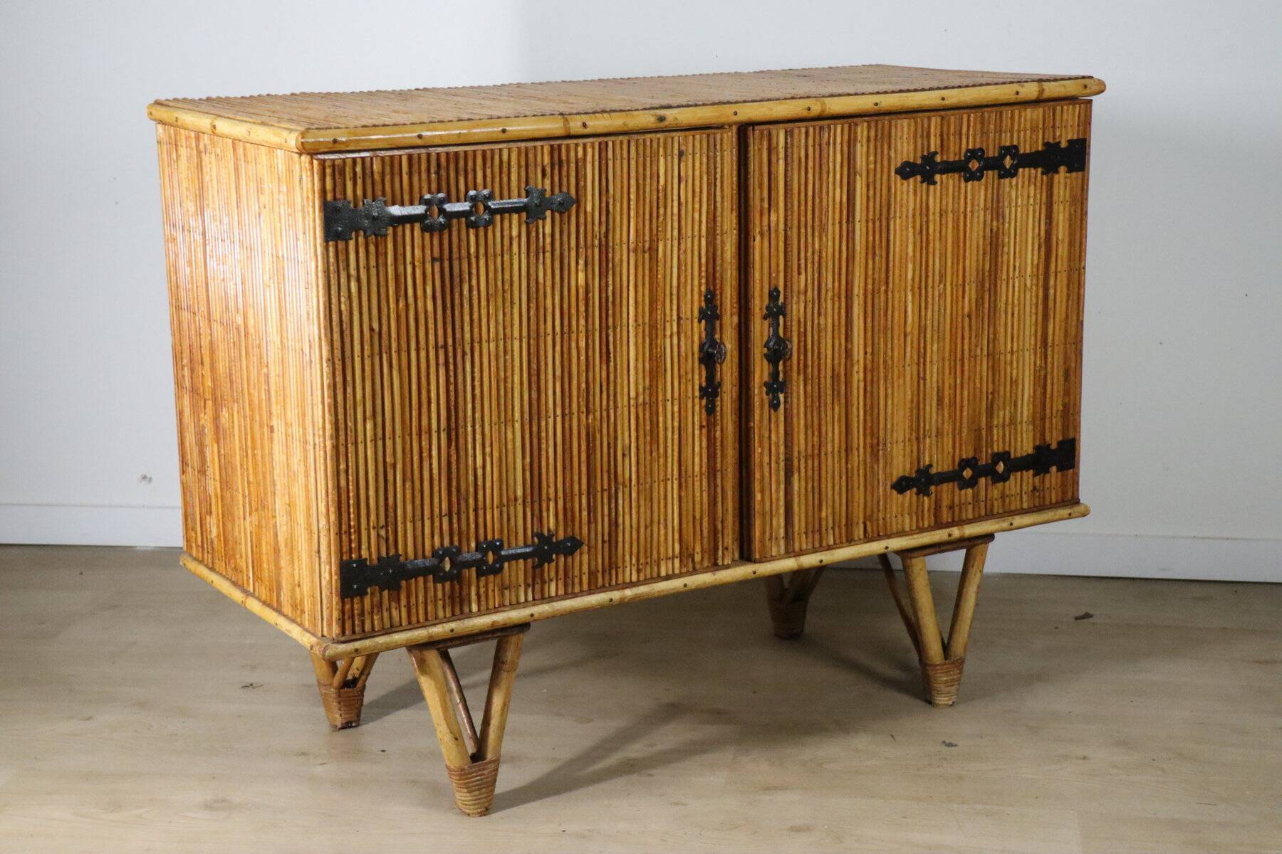 Vintage woven rattan sideboard - 1960