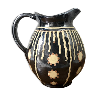 Pitcher signed Paul Jacquet - 1930