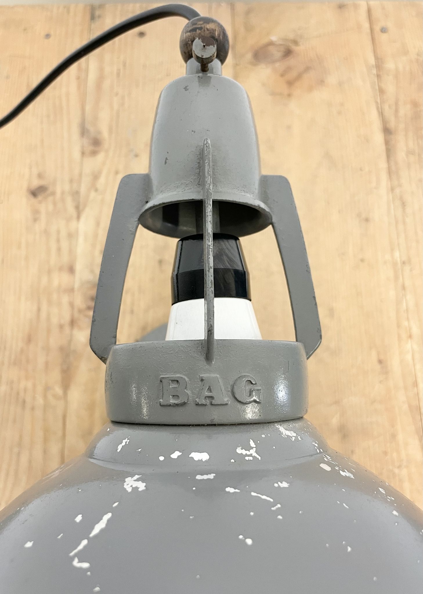 Lampe de table industrielle de bag turgi, années 1950