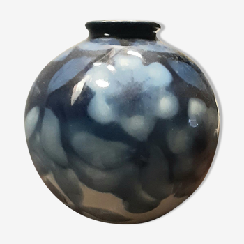 Vase tharaud