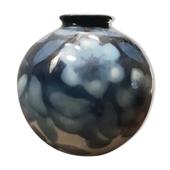 Vase tharaud