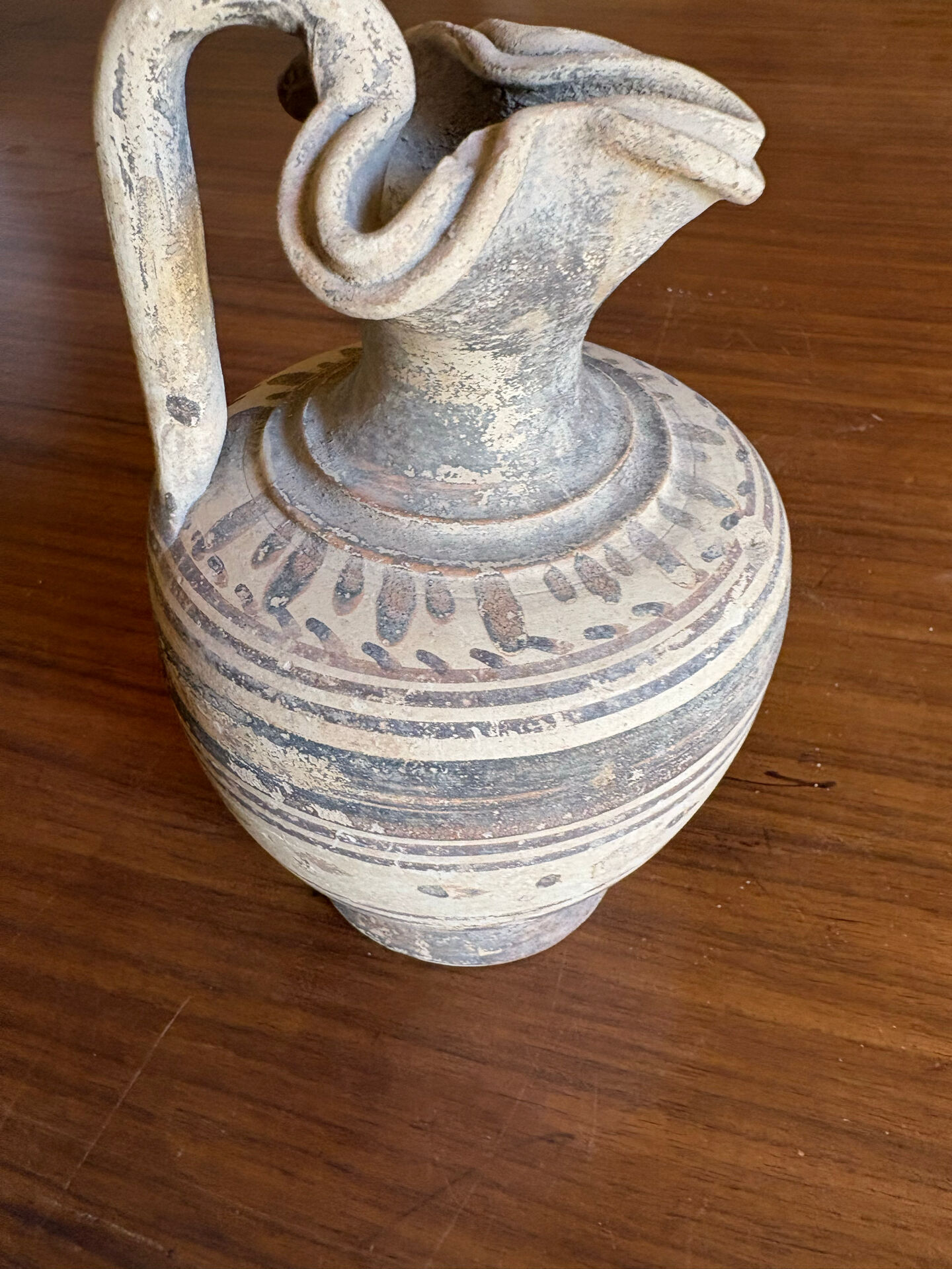 Cypriot pottery. Around 800 BC.