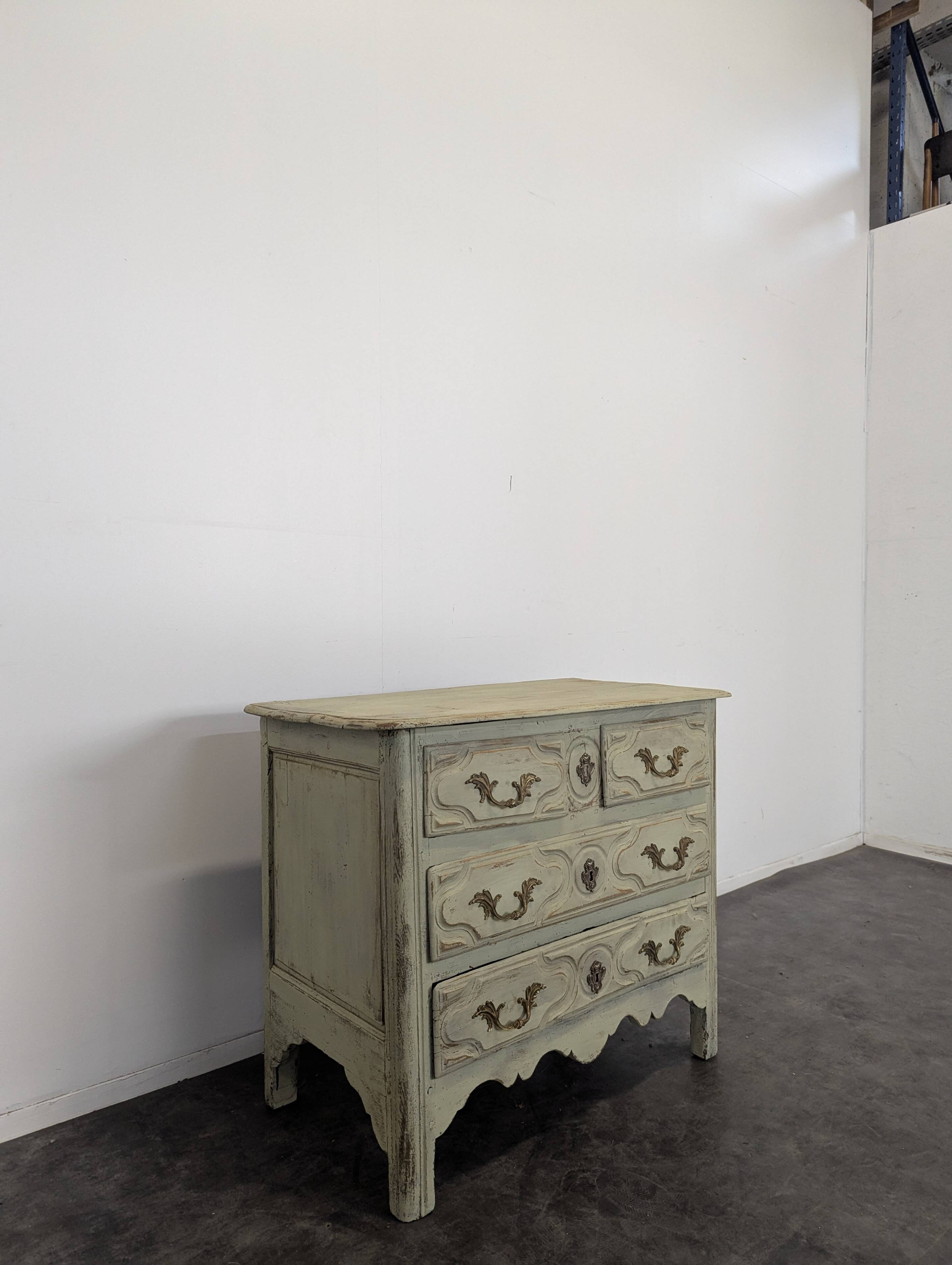 Louis XIV period chest of drawers with repainting
