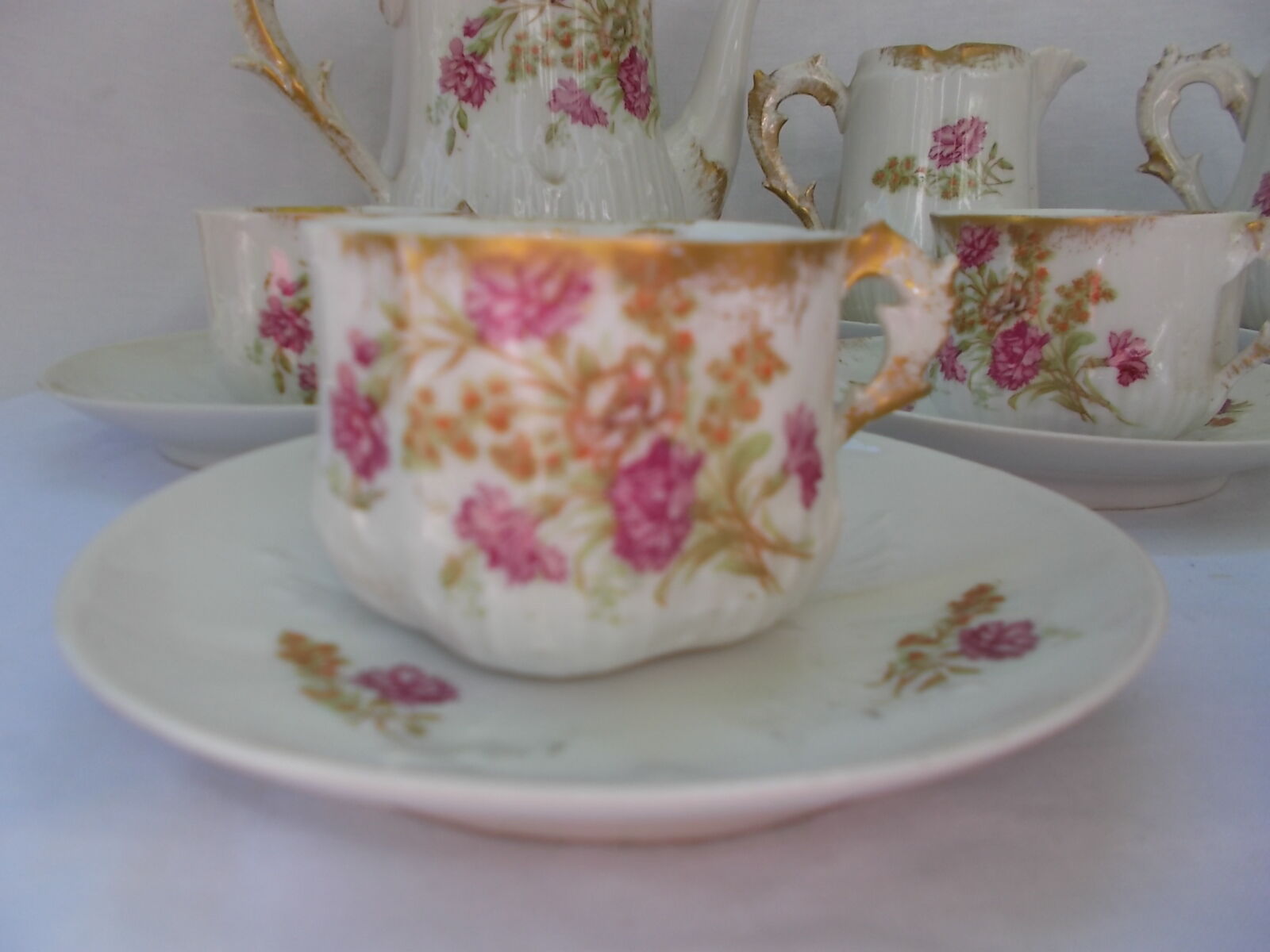 Porcelain coffee or tea service