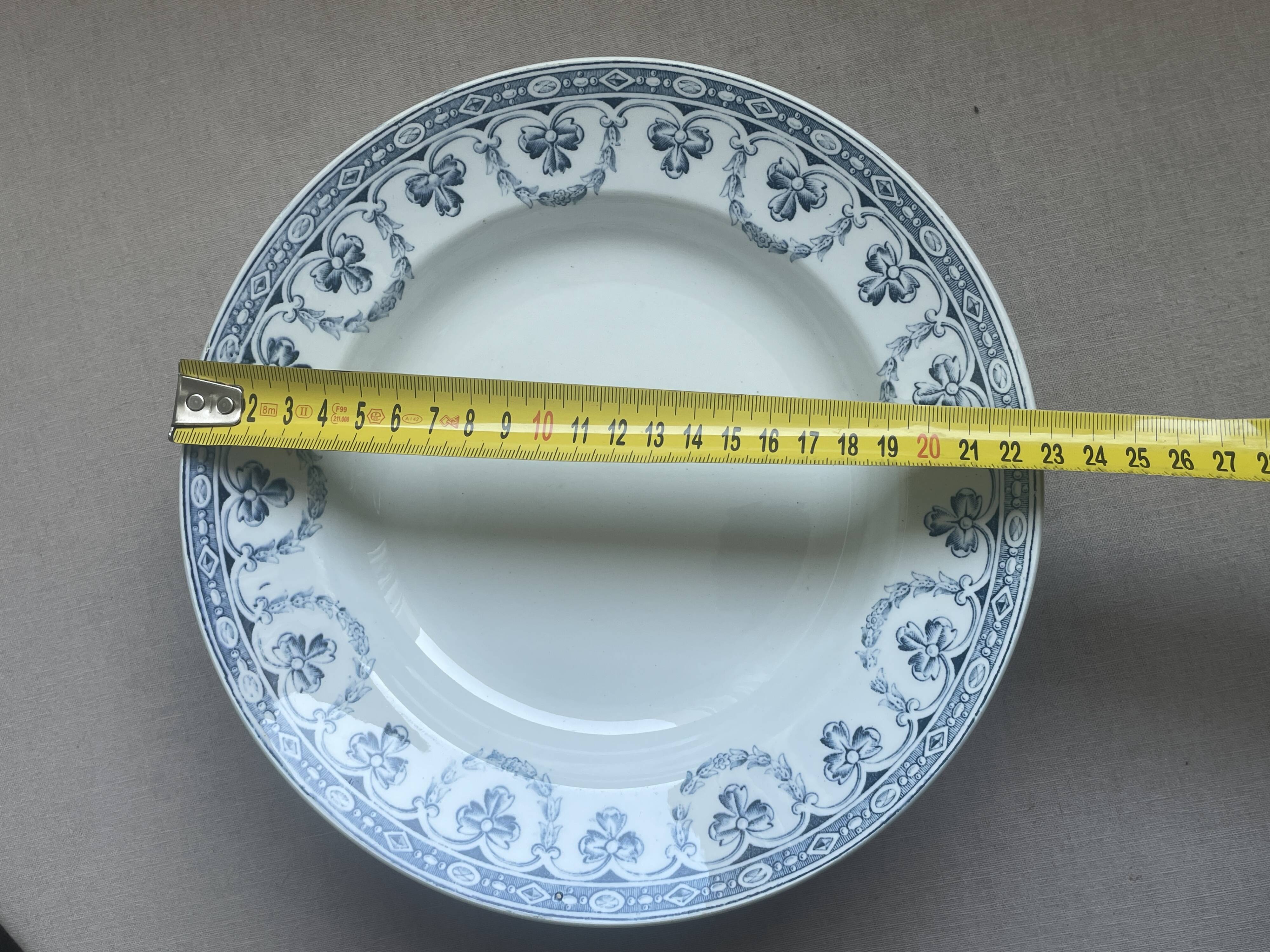 antique deep plates model Santiago – Saint-Amand & Hamage