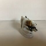 Chiens en porcelaine