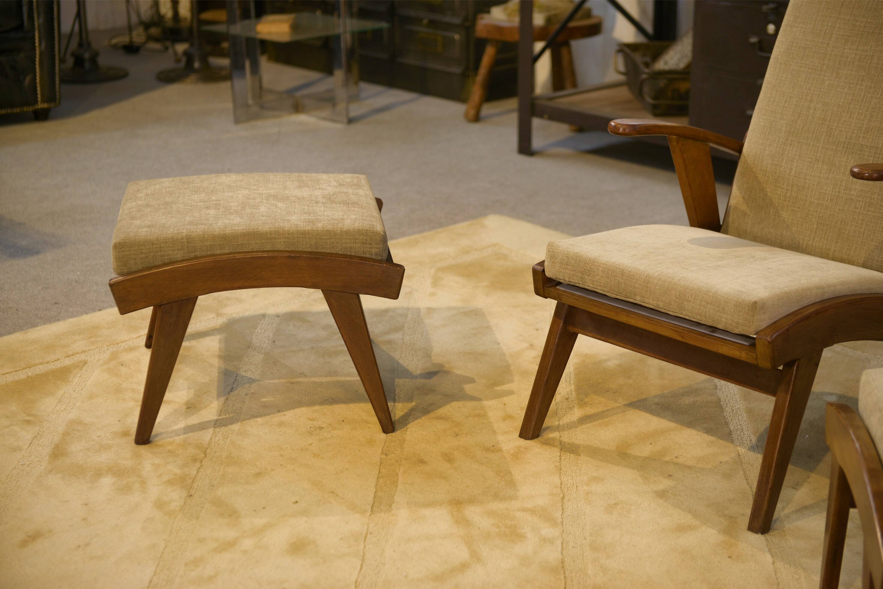 Fauteuil scandinave et deux ottomans 1960’s