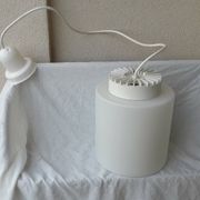 Suspension in white opaline Lita