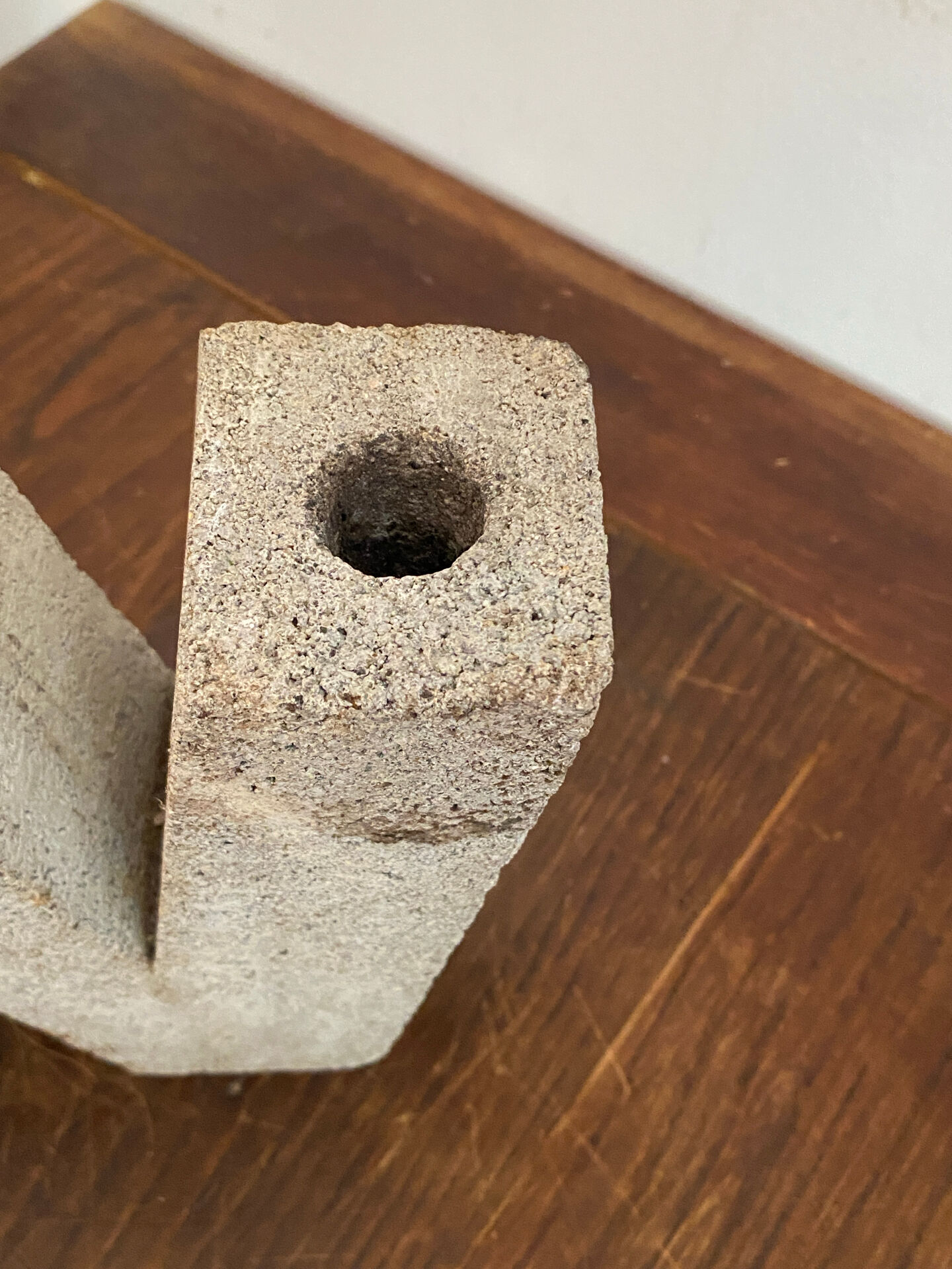 Three-light chandelier in cellular concrete