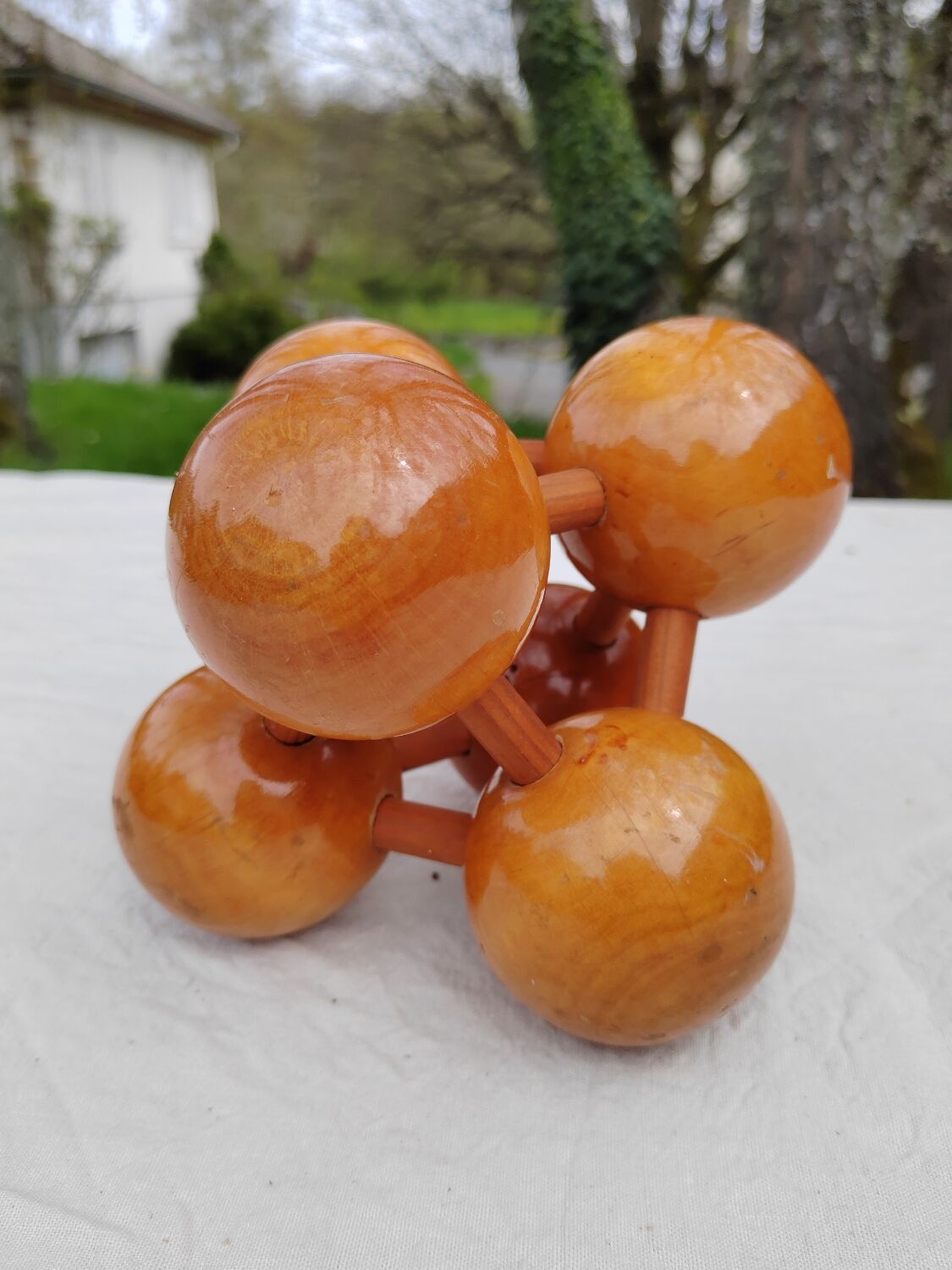 Wooden structure "atoms" varnished 60s/70s