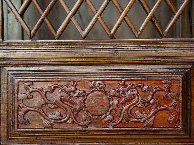 Lattice Chinese cabinet