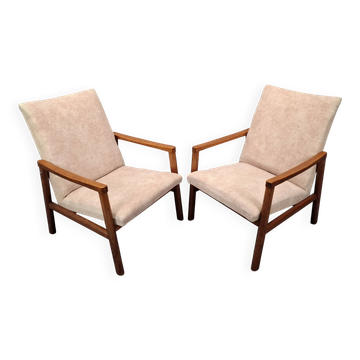 Pair of TON Mid-Century Modern Armchairs, Czechoslovakia, 1970s