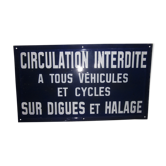 Plate old traffic prohibited