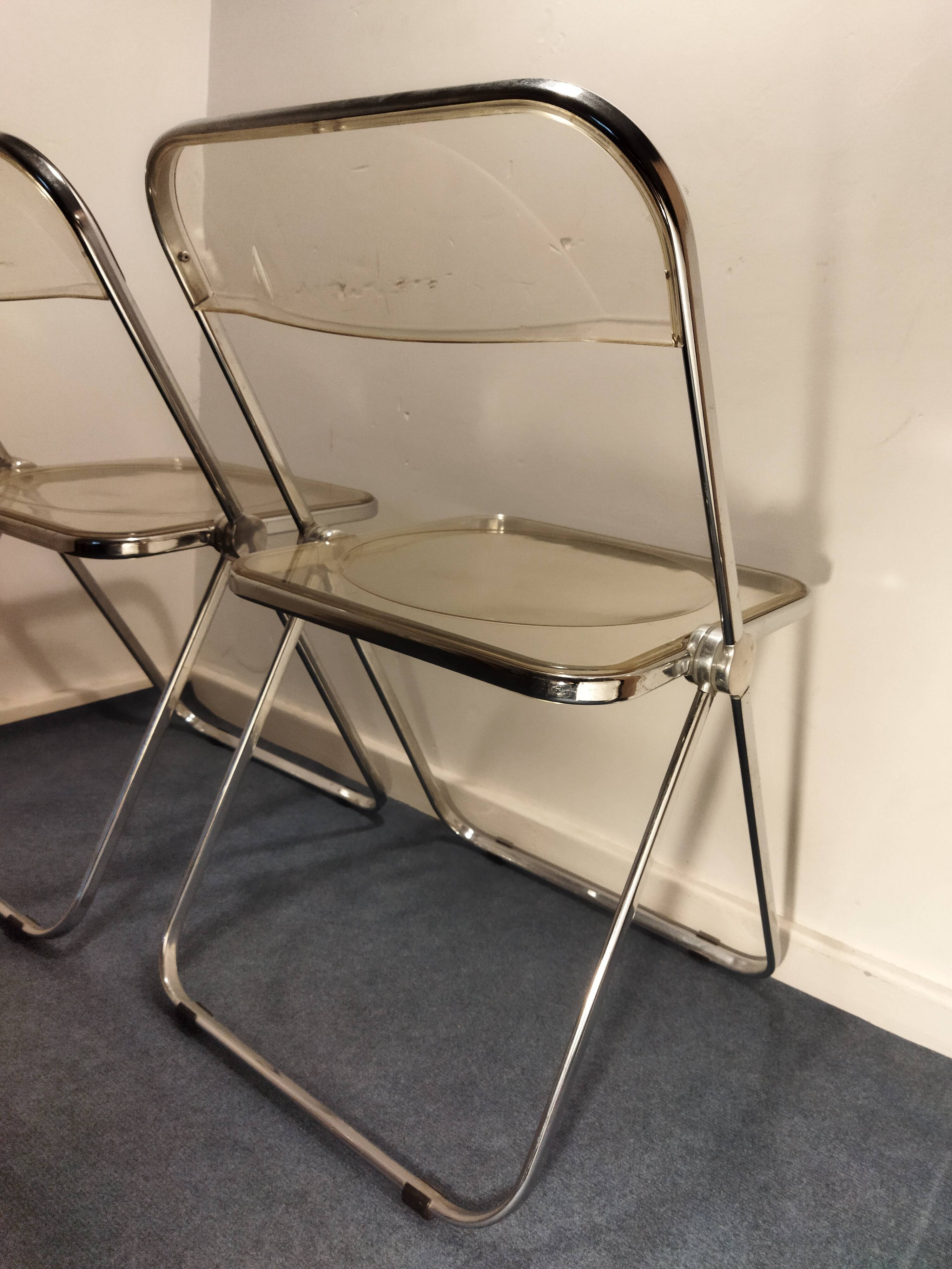 Pair of Plia chairs by Giancarlo Piretti