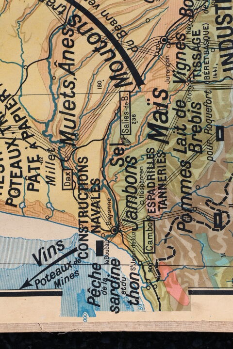 School n° 3 Pyrénées map