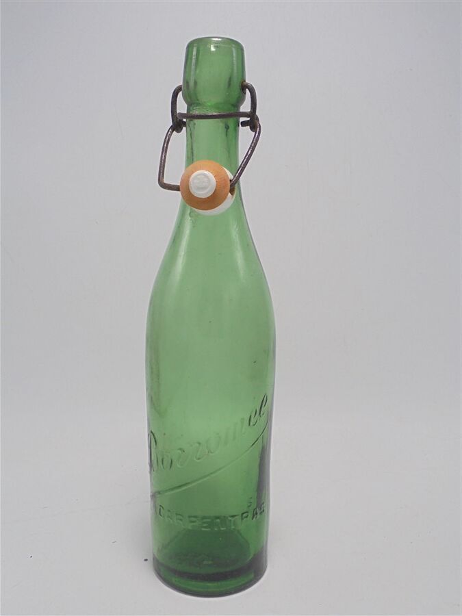 Old bottle E. Borromeo - Carpentras