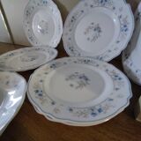 Series 10 flat plates Arcopal, white opaline with blue flowers