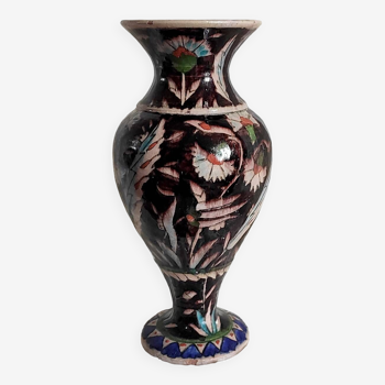 Ancient Palestinian pottery vase Iznik taste