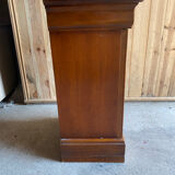 Bedside table