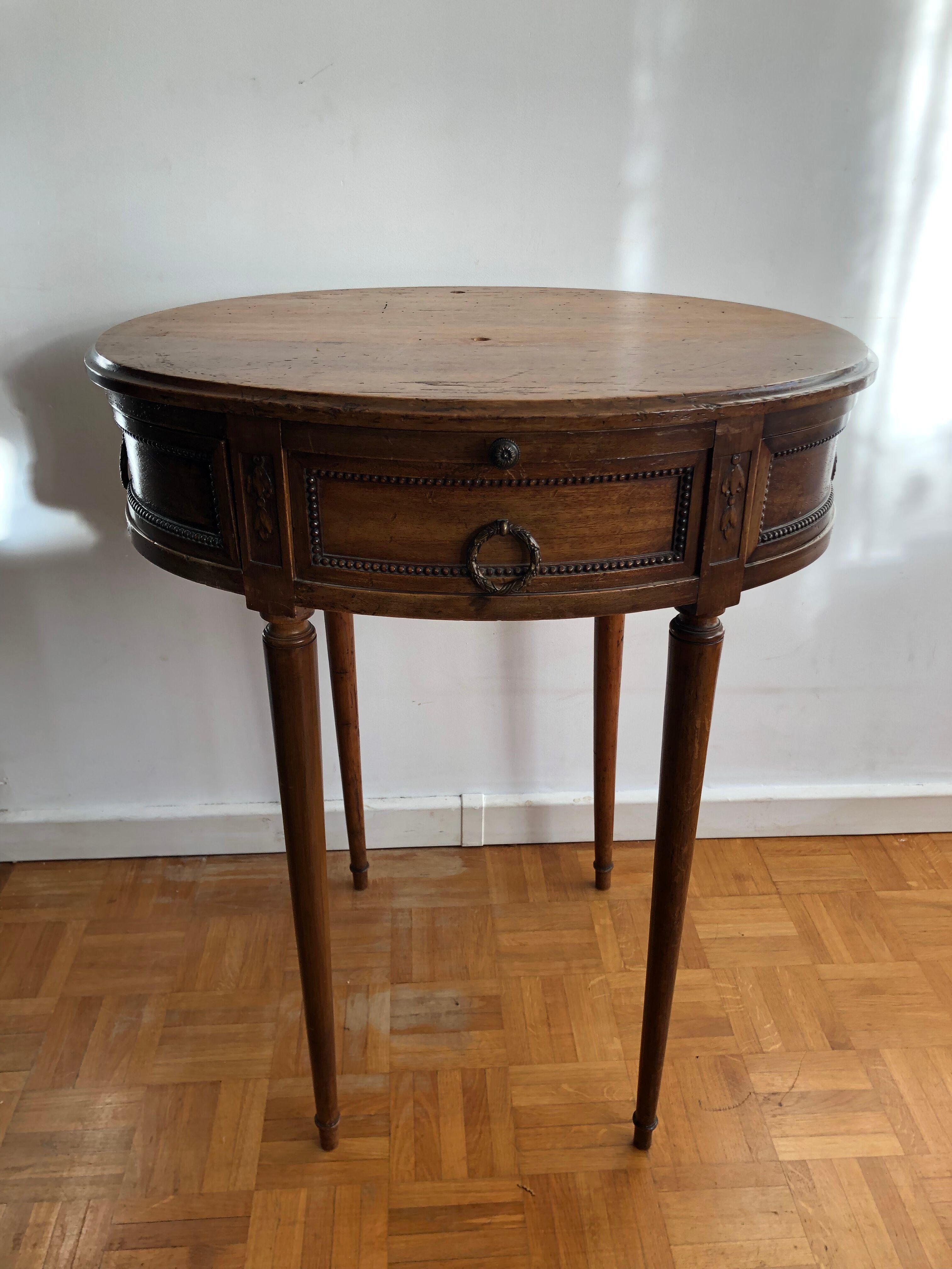 Side table console