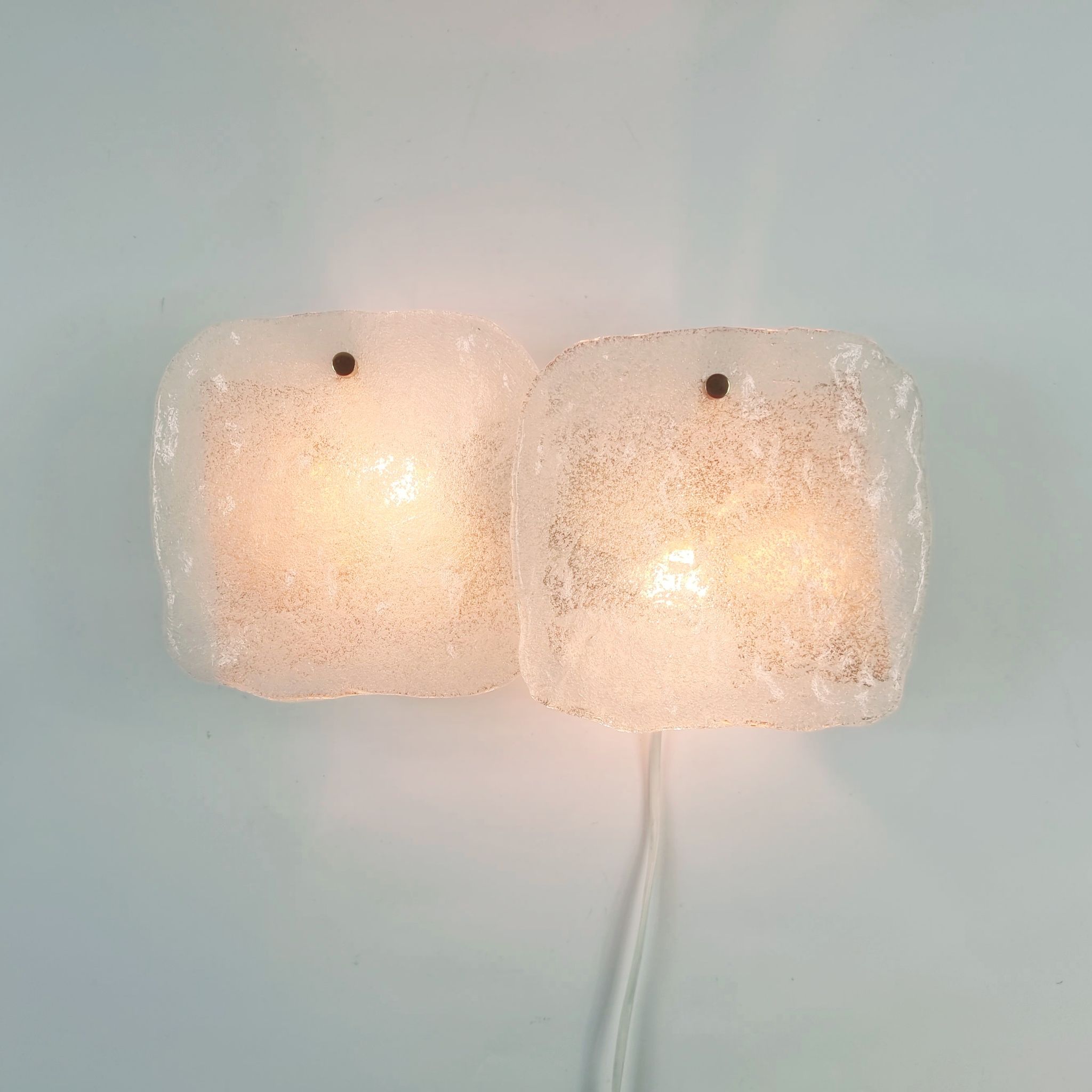 Paire of Murano glass and brass wall light by J. T. Kalmar, Austria, 1960s